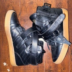 Radii Straight Jacket - like new!